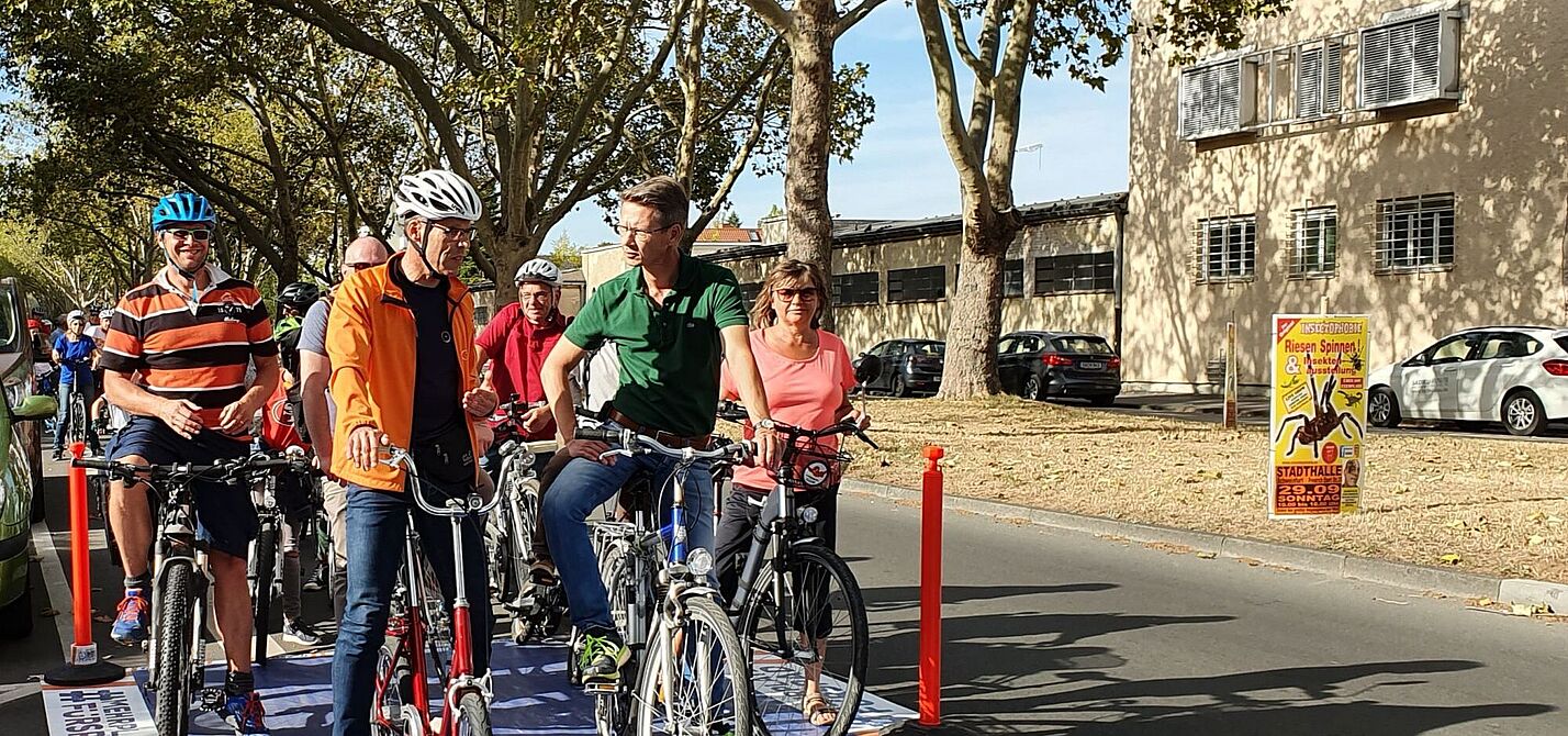 Geschützte Radstreifen Geschützter Radstreifen in Schweinfurt